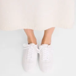Sneakers On-The-Go